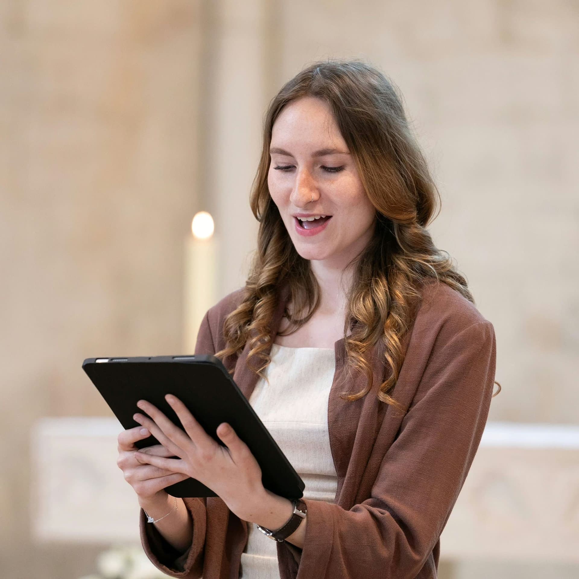 Chanteuse église / Chantre (mariage, baptême, obsèques...)